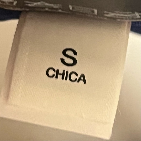 BEBE Bodycon Long Sleeve Swirled Fitted Dress - Picture 11 of 12